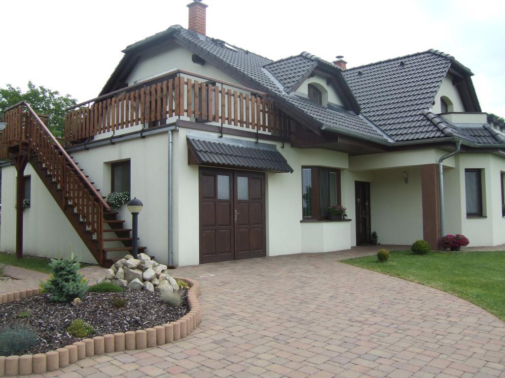 Apartment Sendraz Bagian luar foto